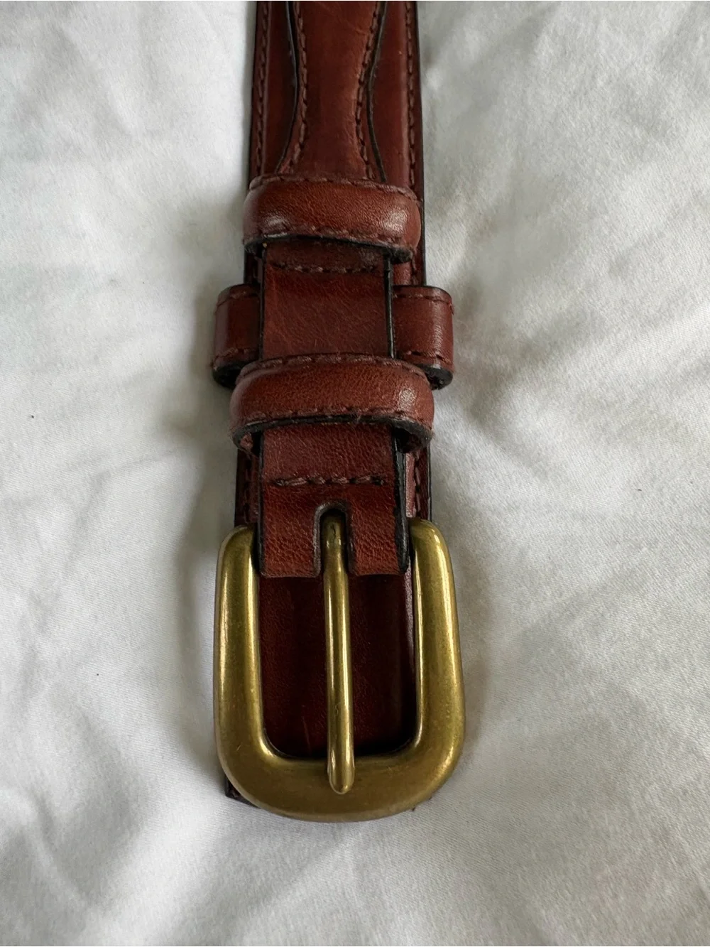 Classic Brown Leather Women's Belt with Brass-Tone Buckle Western simplicity
